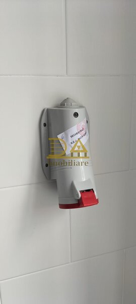 Doamna Ghica spatiu comercial (ideal Horeca) de inchiriat