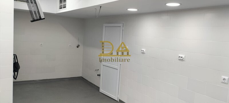 Doamna Ghica spatiu comercial (ideal Horeca) de inchiriat