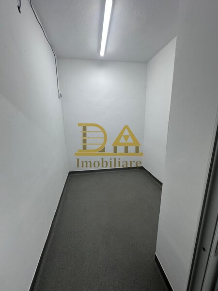 Doamna Ghica spatiu comercial (ideal Horeca) de inchiriat